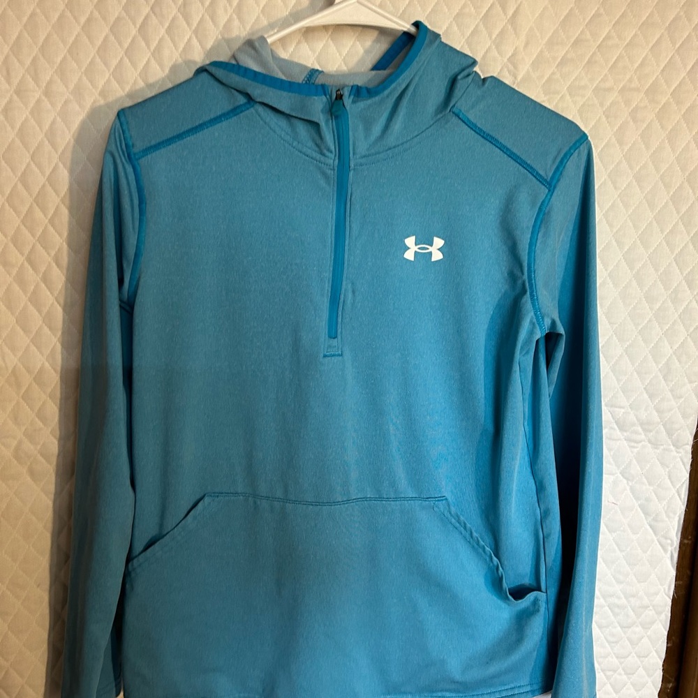 Youth Under Armor 1/4 zip Large